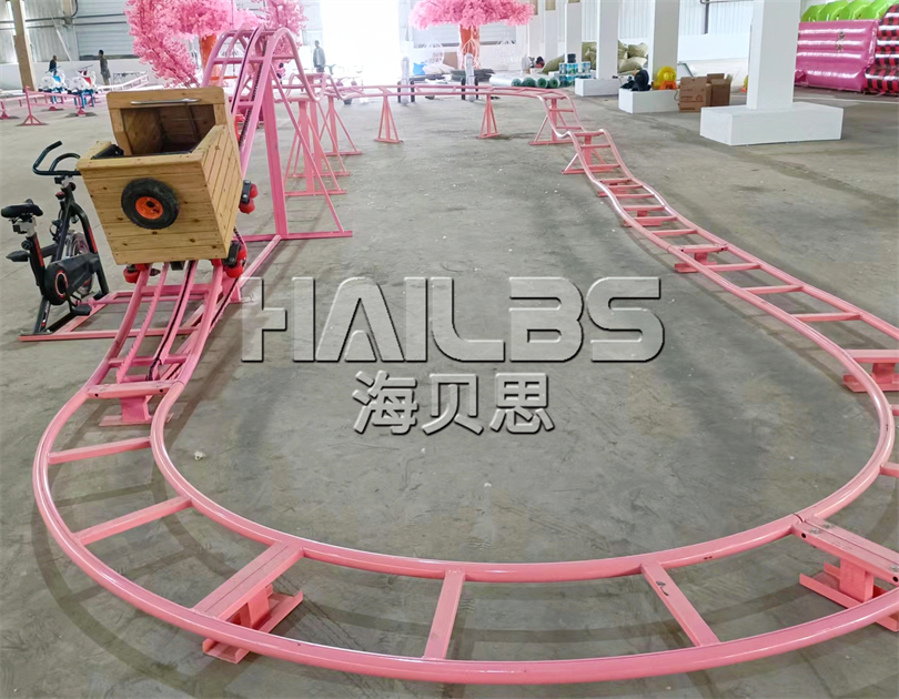 河北滄州室內(nèi)無動(dòng)力樂園施工現(xiàn)場(chǎng)